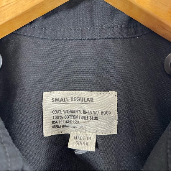 Alpha Industries M-65 Defender Jacket Utility Black Small - Picture 3 of 11